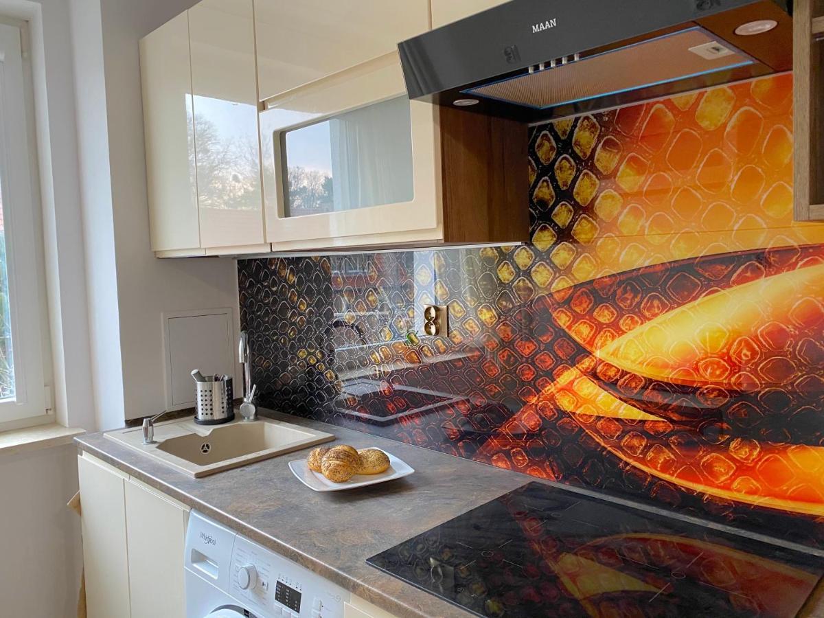 Swish Apartment -10 Min To Old Town Gdansk,Pkp & Shopping Mall Екстериор снимка